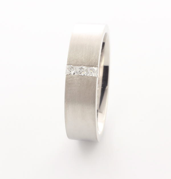 Patterned Designer White Gold Wedding Ring - Prezioso